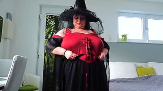 Sexy smoking hot brunette with big boobs and a fat rounf ass