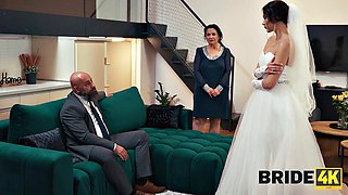 Bride Rafis Big Cock Blowjob