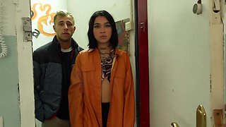 I got my boyfriend a porn MEETING as a PRESENT. We're Valeria