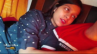 A Strange Traveling Girl Seduces Me on the Bus, and I Ended up Fucking Her in the Hotel Room