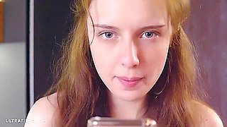 Small-tit Innocent Chick Sienna Kim Is Soloing In The Kitchen