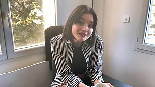 Cerise, 22 years old, masseuse in Paris! - Jacquie et Michel TV