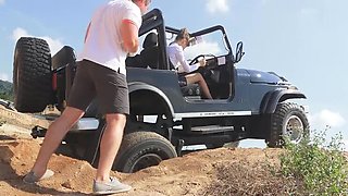 Amateur Pinay Angel The Dreamgirl Stuck in Car - Leather Fetish Outdoor Sex & Heels