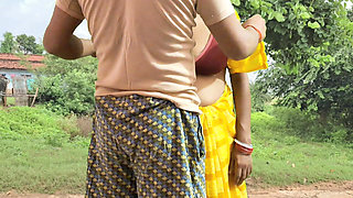 Indian Desi Beautiful Young Employee Get Fucked by Her Manager in Outdoor