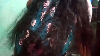 Desi Housewife Priyanka314 in Saree Cheating on Husband - Long Hair Indian Aunty Hardcore