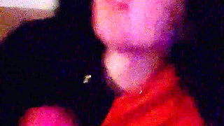 18 Year Old Gives BJ at Night