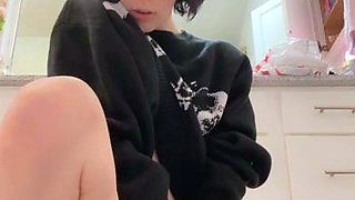 Japanese teen uses toys to pleasure pussy