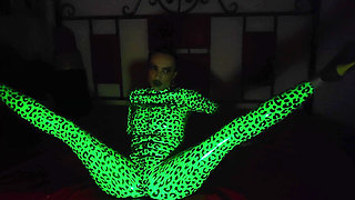 I Seduce You with My Glossy Green Minty Lips and Kisses and Shiny Latex