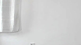 Mistress Cleo Loves Ballbusting!