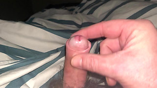 Quick handjob with cumshot