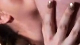 Hardcore oral hump in a bedroom
