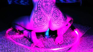Neon Raver Lays a Clutch of Eggs in Uv Then Pushes Them All Out and Pisses: Ovipositor and Egg Play Seduction