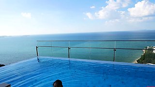 Big ass Thai GF first time anal fucking