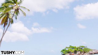 Dazzling Scarlett Jones - red head movie - Tushy