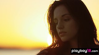 Inviting 18-year-old posing naked at sunset