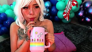 Blonde teen Sierras first erotic masturbation video