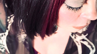 Your Favourite Smoker Tina Snua Tip To Tails 2 Cork cigarettes - Chainsmoking Smoking