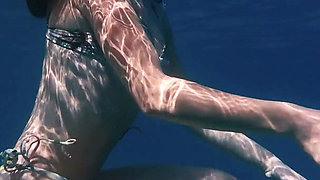 Swim, Sun and an Unexpected Orgasm in the Middle of the Sea