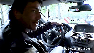 Berlin Ku'dammraser Drags Horny Chick off