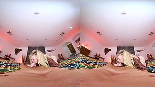 Maisey Monroe As GEMMA Monster Hunter Go All The Way With