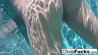 Olivia Austin plays with her pussy