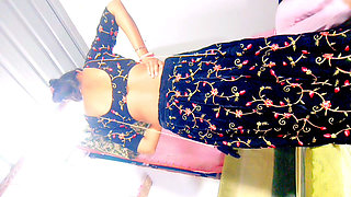 Aproching Bhabhi Showing Pussy for Seduce and Slap to Dever Beautiful (ghaghra-choli) Indian Gujarati Stepsister First Time