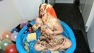 Holly kitten ice cream sundae