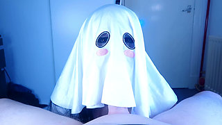 I didn't realise i was fucking my step sister at the halloween party untll i was already inside her, big oiled ass ghost