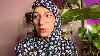 Blowjob in Hijab JOI