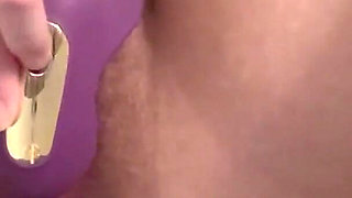 Hairy Pussy Cumming and Pissing