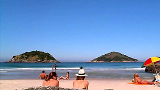 Amateur Couple Enjoys Exhibitionist Public Beach Sex