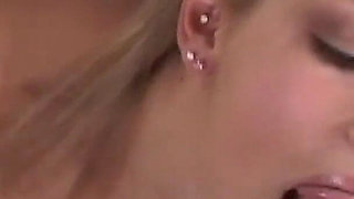 She Squirts by Licking - Screaming Lesbian Orgasm