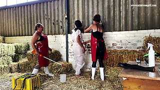 Dominatrix Mistress April - The Super Ball Event
