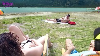 Voyeur se masturba en la playa mientras me toco