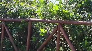 Risky Handjob for a Hot Babe in the Park!