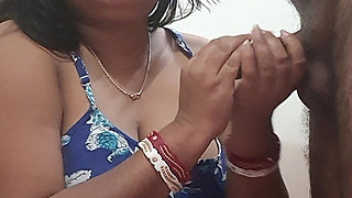 Husband Wife Deshi Sexy Video in Hindi Part 1