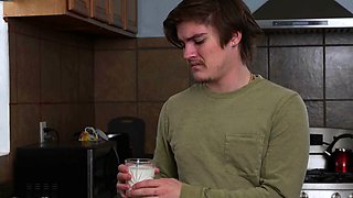 Mature stepmom MILF knows whats best