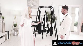 Tough Seth Gamble and Lexi Lore - reality dirt - Out Of The Family