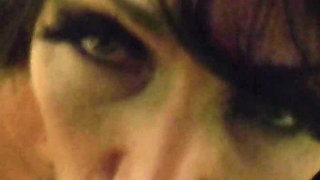 Deepthroat Gagging MILF Unleashes Outdoor Piss Fountain