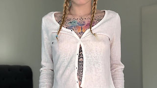 How Do You Like My Beach Outfit? Rate It From 1 to 10