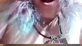 Hot Wife Uses Fuck Machine