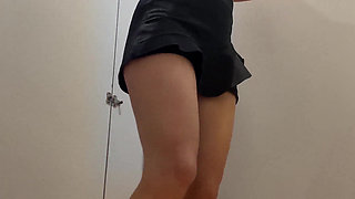 Tops Try on in a Locker Room, Big Boobs Flashing