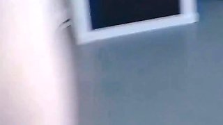 Nikki jiggly