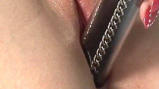Too Hott by Wet And Puffy