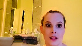 Webcam milf with breast milk live hardcore masturbate