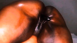 Oiled BBW Ass Spreading and Masturbation