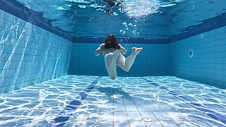 Swimming Fetish - Underwater Swimming Naked