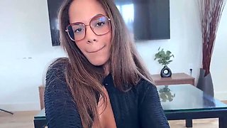 Diana Lawrence a Glasses Slut Gets her Licked Fucked and