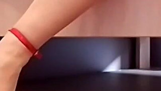 'serve My Feet' Stream