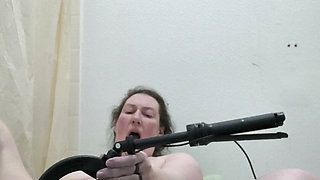 Cripplefreak4u Uses Her Fucking Machine for the First Time